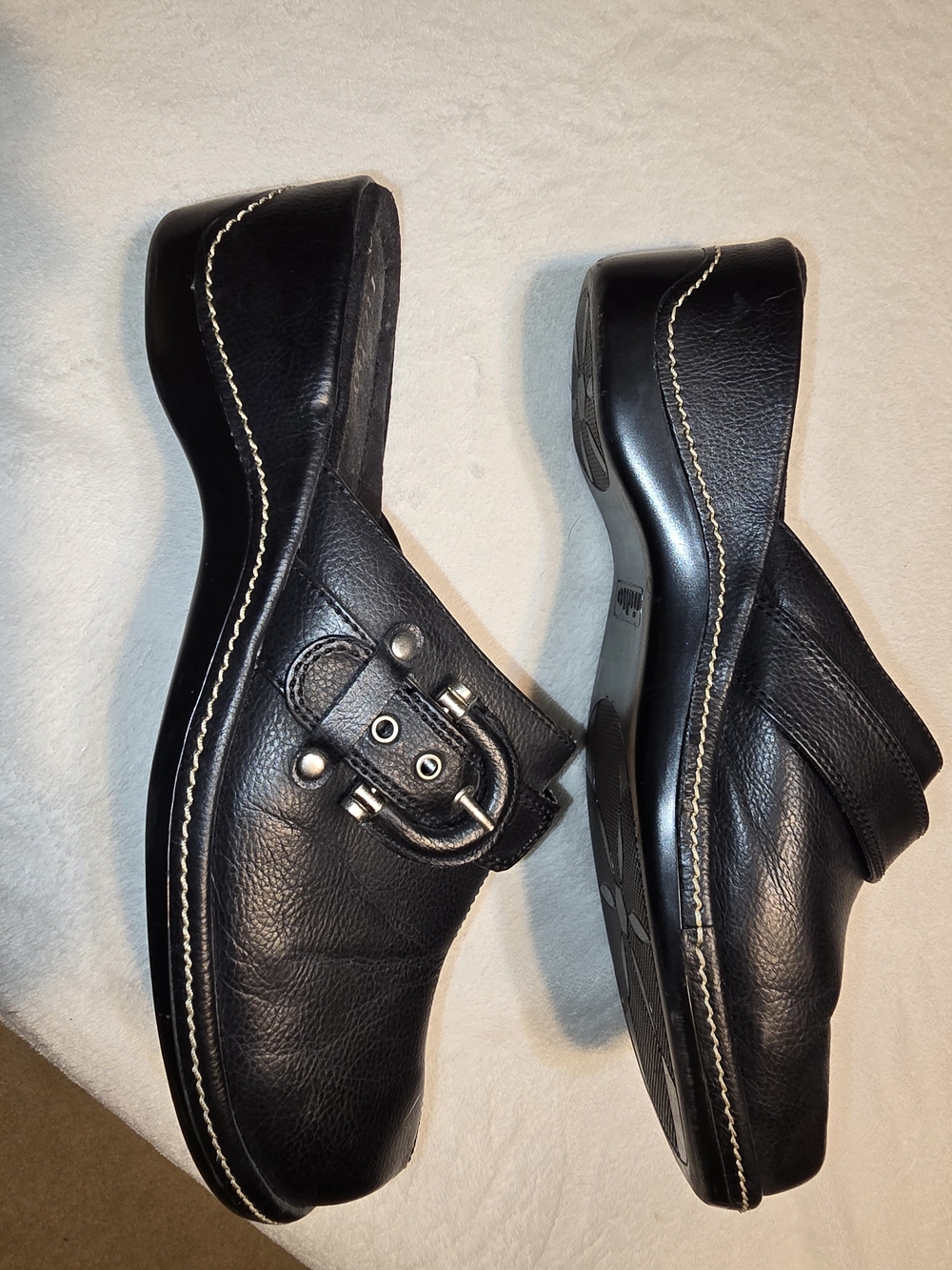Women's Black Leather Slip-On Clogs with Silver Buckle